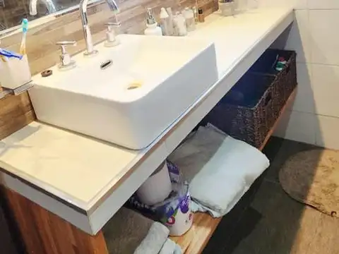 Casa 3 ambientes con 1 baño