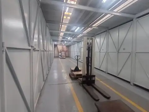 Galpon en Venta 10  mts Frente