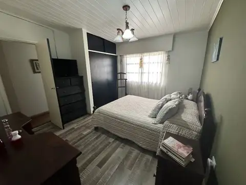 Retasada: 3 dormitorios, garage y terraza en Arroyito Río