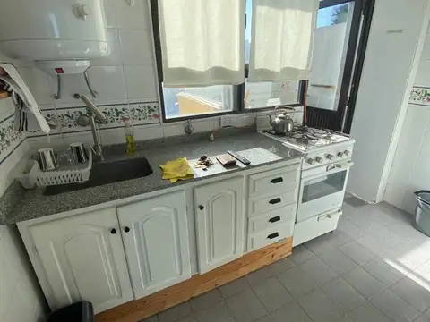 VENTA DPTO A 2 CUADRAS DE LA PLAYA Y DEL CENTRO COMERCIAL EN VILLA GESELL