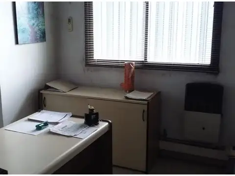 Galpón 1000m2 s/Lote 17,32x50; Gas Industrial; Fza. Motriz