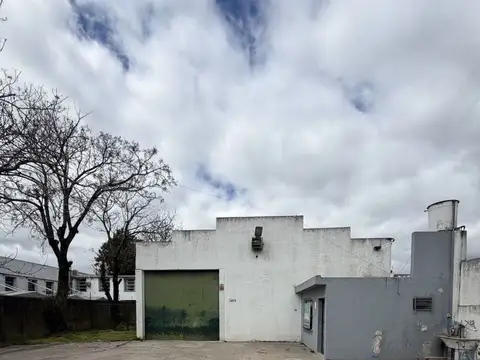 522 e/ 131 y 132 100