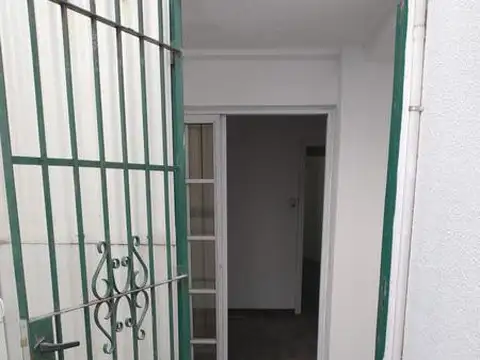 Depto Tipo Casa en Alquiler al Noreste