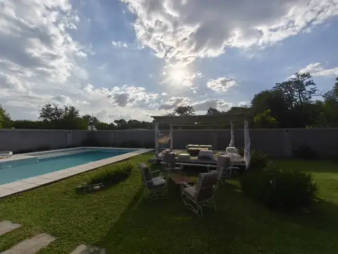 Hotel en Venta en Villa Cura Brochero, USD 398.000