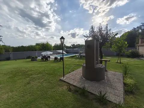 Hotel en Venta en Villa Cura Brochero, USD 398.000