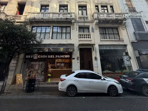 Se vende edificio comercial con local