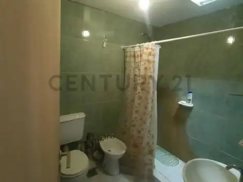 13 e/ 653 y 654 , Piso 0