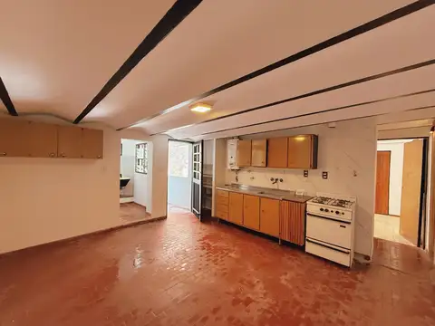 Depto Tipo Casa en Alquiler de 2 ambientes