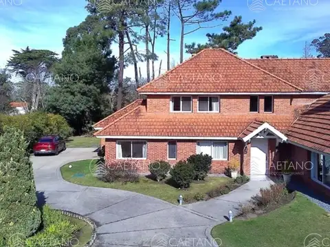 Casa en Venta de 5 dormitorios