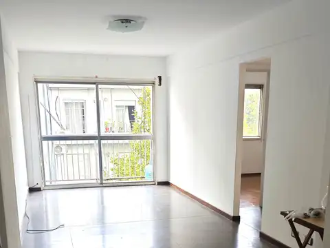 Alsina 100, Piso 4
