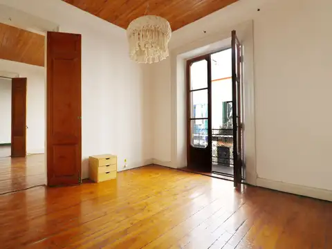 VENTA PH-SAN TELMO -A RECICLAR - APTO- Cto.-PROF.
