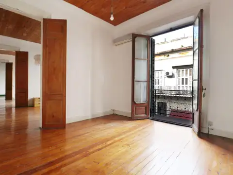 Depto Tipo Casa en Venta de 4 dormitorios