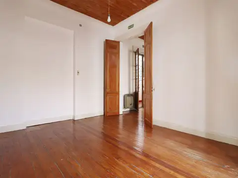 Depto Tipo Casa en Venta 96 años