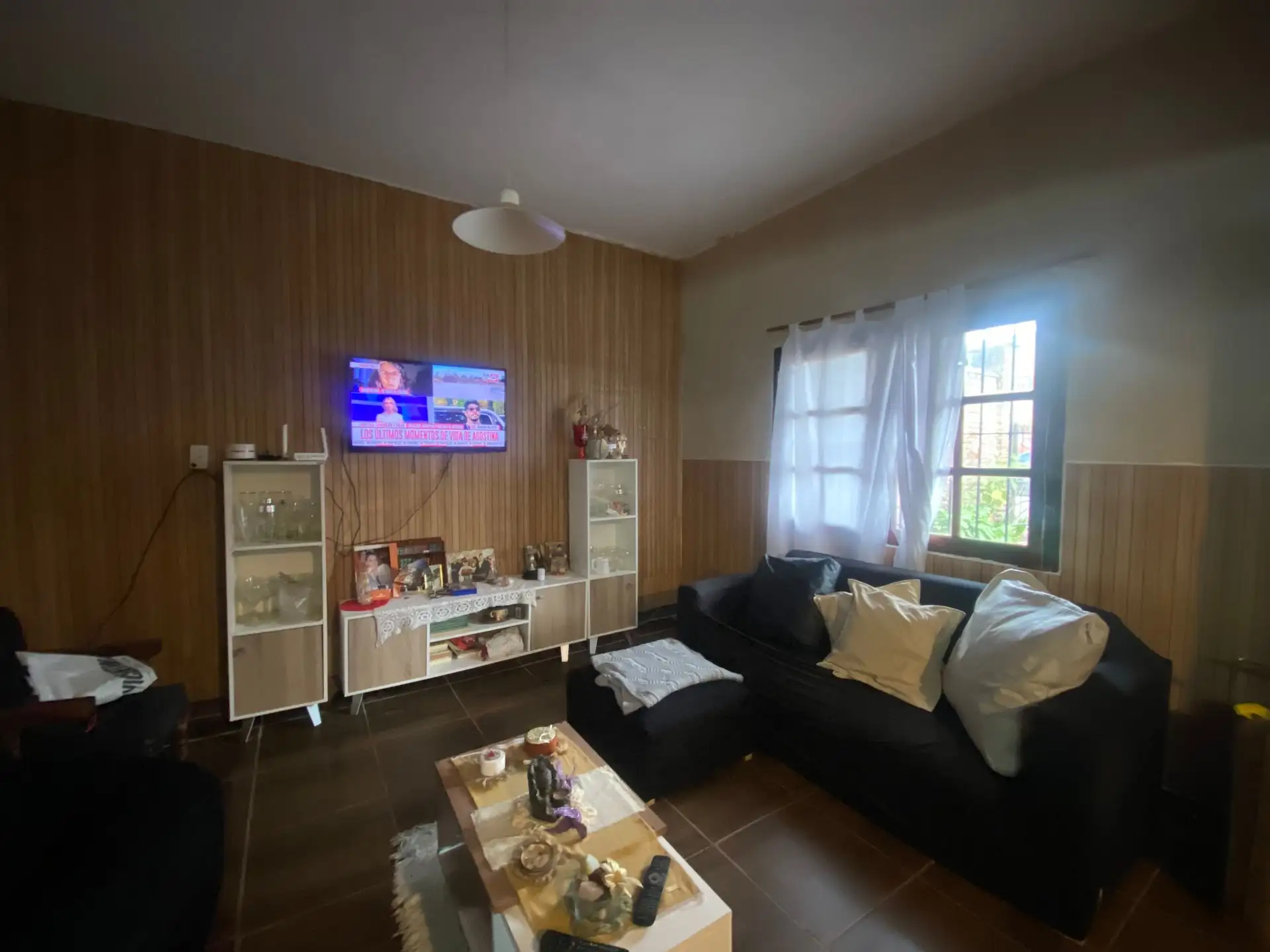 VENTA CASA 4 AMB C/JARDIN SAN MARTIN Y MALVINAS