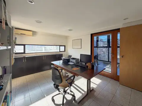 Oficina 90 m2 en Colegiales, 4 ambientes Luminosa