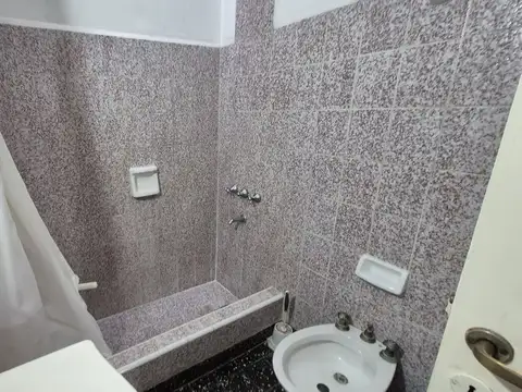 VENTA CASA 3 AMB COCHERA QUINCHO TERRAZA APTO CRED