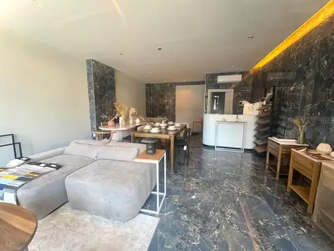LOCAL COMERCIAL en Alquiler en Palermo / Frente Vidriado