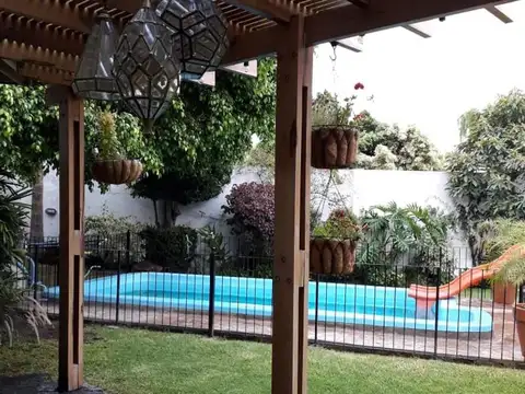 Casa en Alquiler en Villa Ballester, $ 1.900.000