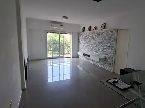 Mendoza 3100, Piso 5