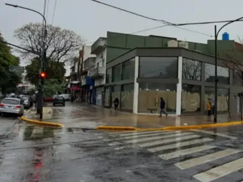 Local alquier 270m2 mataderos  eva peron esquina larraya