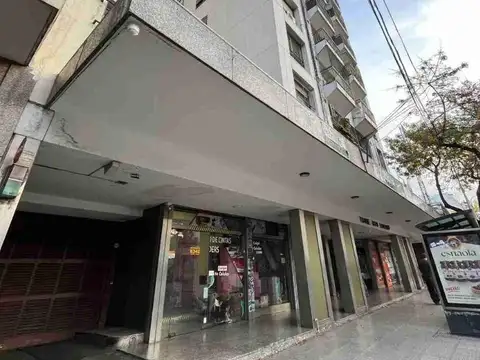 Avenida Rivadavia 8300