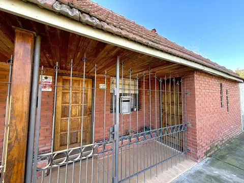 Casa en Venta en Castelar Sur, USD 128.000