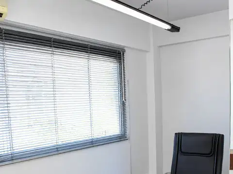 Venta de oficina av. general paz b° centro córdoba