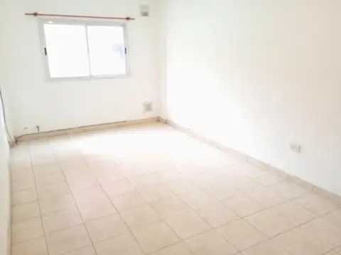 Wenceslao De Tata 4800, Piso 1