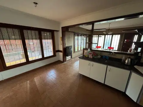 Alquiler Casa 4 amb. Bosque Alegre