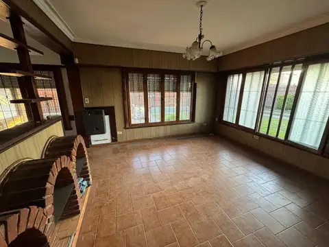 Casa en Alquiler en Bosque Alegre, $ 1.300.000