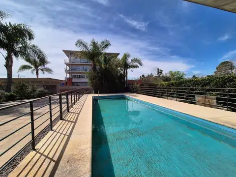 Alquiler 2 amb piscina sum laundry cochera Pilar