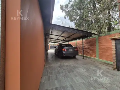 Casa 3 ambientes con 2 baños