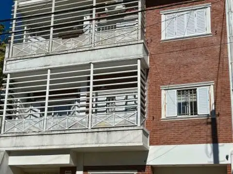 "Departamento en venta en Wilde – Excelente ubicación"