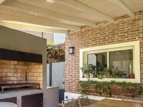 Casa 4 ambientes con 3 baños