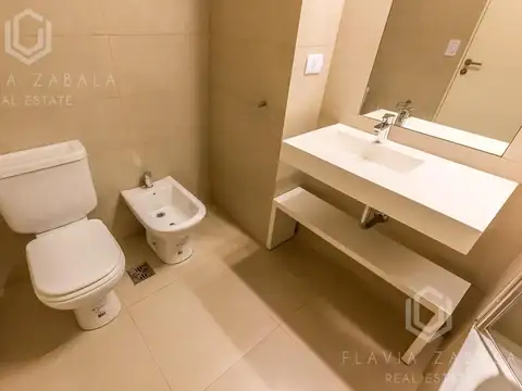 Venta monoambiente divisible. Piso alto. Full amenities. Belgrano