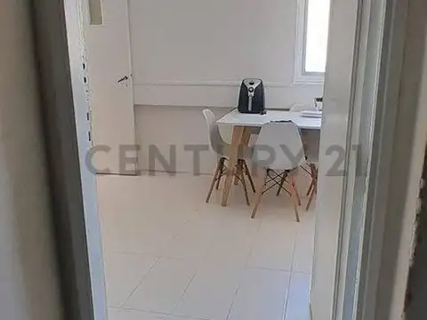 San Juan 100, Piso 0