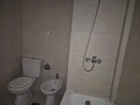 Monoambiente amplio en Venta - Flores