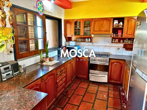 Casa en Venta en Paso del Rey, USD 115.000