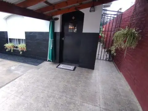 Urunday 1234 , Piso 0