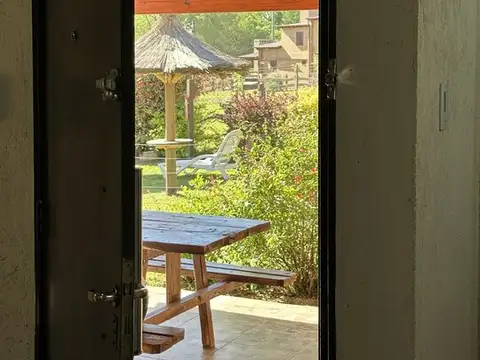 Casa 6 ambientes con 4 baños
