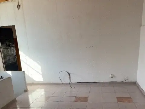 Departamento en Alquiler en Isidro Casanova, $ 420.000