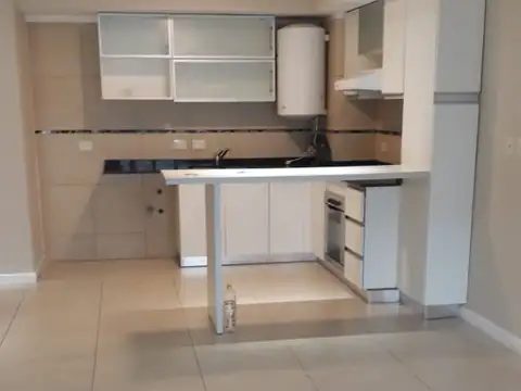Departamento en Alquiler en Echesortu, $ 460.000