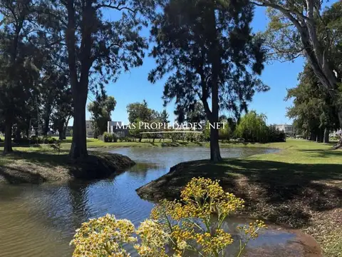Lote en venta a la laguna en San Lucas Canning 100