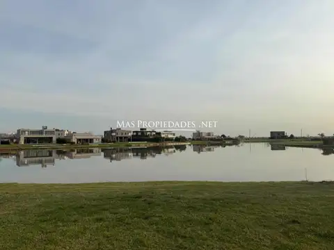 Lote en venta a la laguna en San Lucas Canning