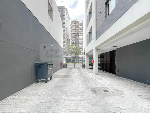 Av. Maipu 3600 , entre Carlos gardel y bermudez