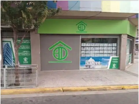 MORENO 3700