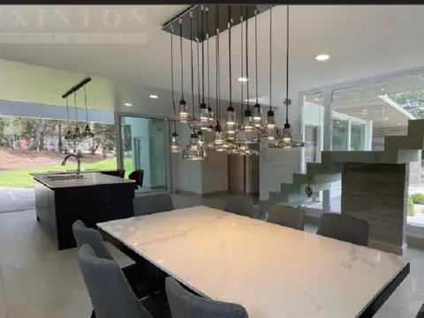 Casa en Venta en Costa del Este, USD 400.000