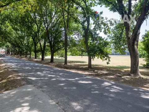 Terreno en Venta de 4900,0 m2