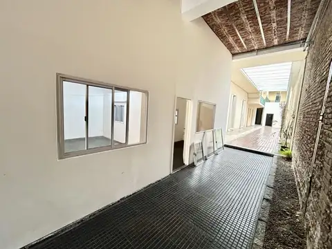 Depto Tipo Casa en Venta 80 años