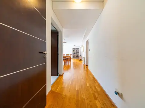 Santiago 99 Bis | Piso Exclusivo de 2 Dormitorios Con Cochera Apto Credito